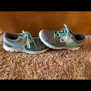 Nike women’s shoe